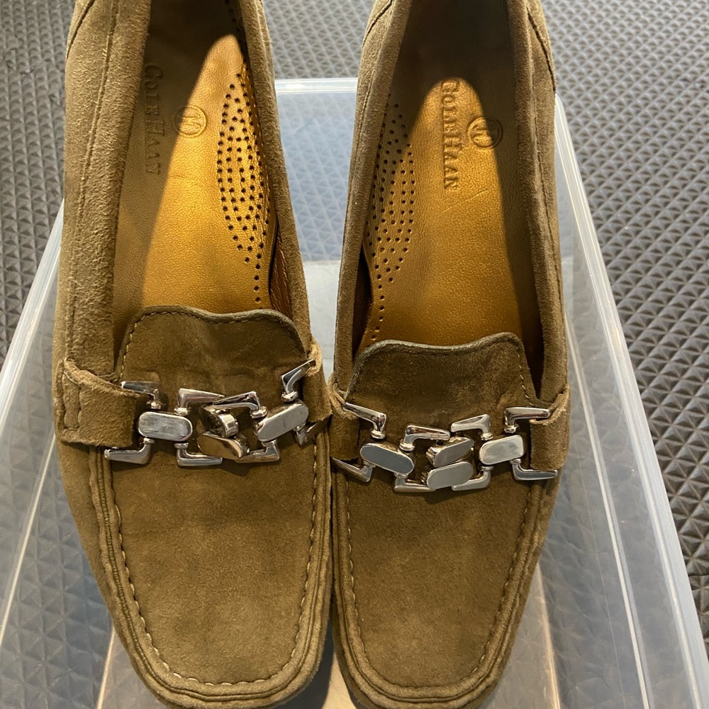 Cole Haan women’s loafers size 8 AA in suede